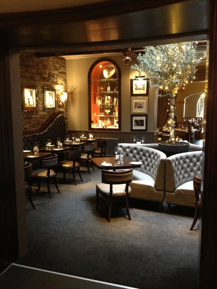 Golden Lion Hotel