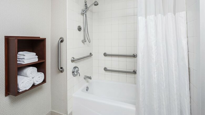 Doubletree By Hilton Hotel Sunrise - Sawgrass Mills