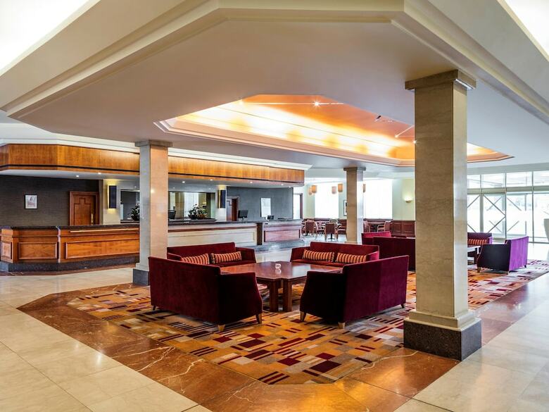 Mercure Daventry Court Hotel