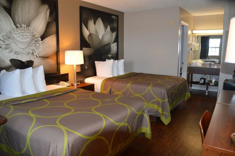 Motel Super 8 By Wyndham Madison