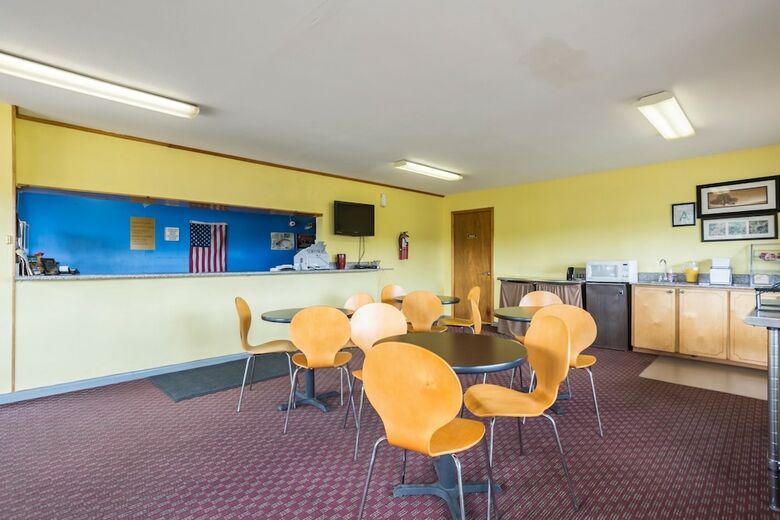 Hotel Rodeway Inn