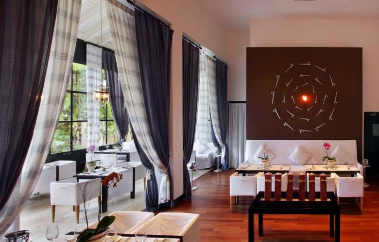 Hotel Casa Colonial Beach & Spa