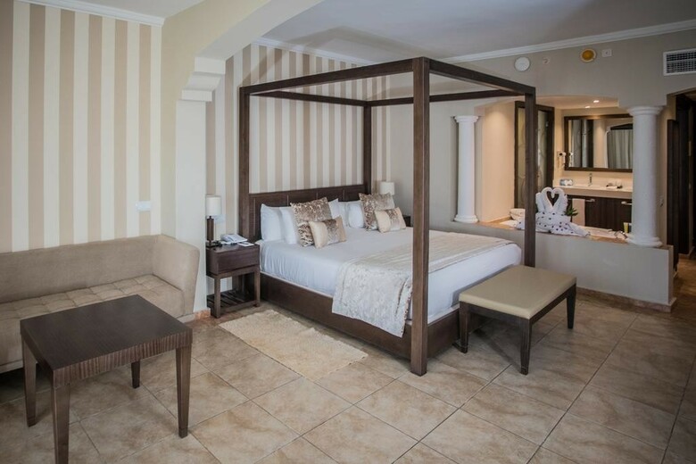 Hotel Majestic Colonial Punta Cana
