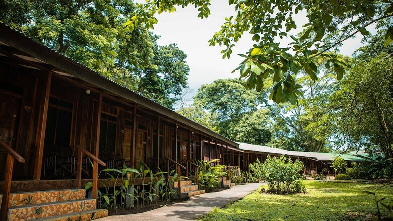 Hotel Laguna Lodge