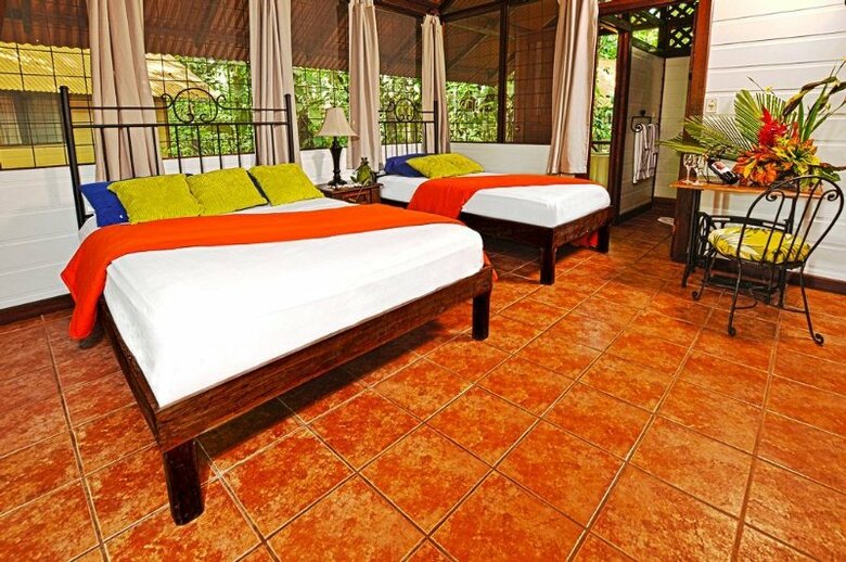 Hotel Evergreen