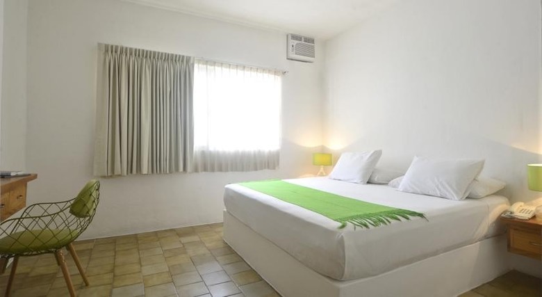 Emperador Vallarta Beachfront Hotel And Suites