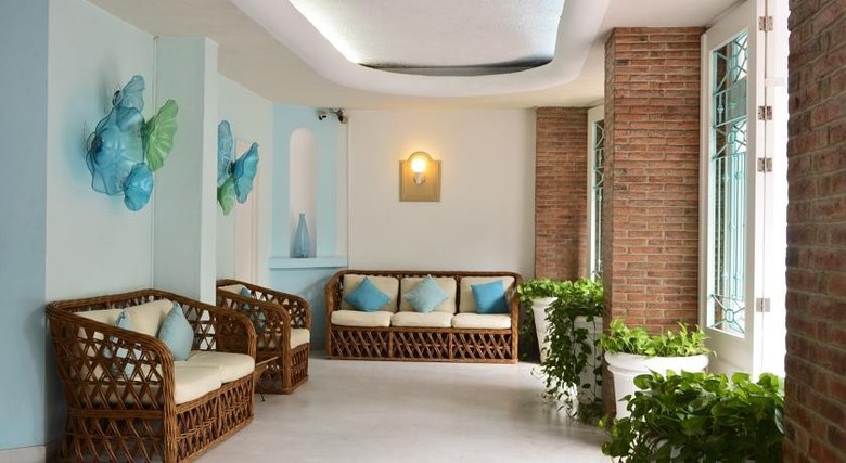Emperador Vallarta Beachfront Hotel And Suites