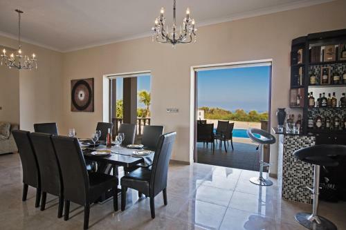 Akefalou Sea View Villa
