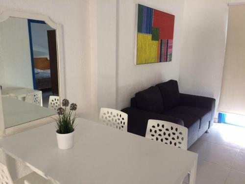 Aphentrika Apartments