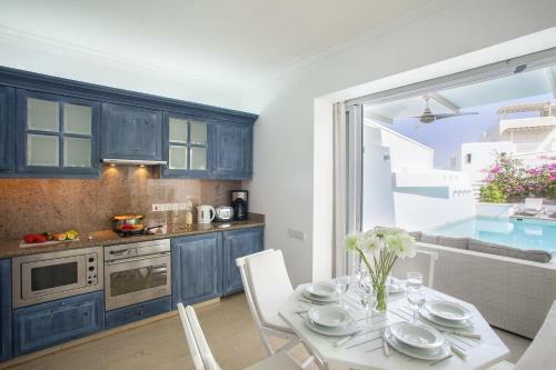 Louis Nausicaa Luxury Villa