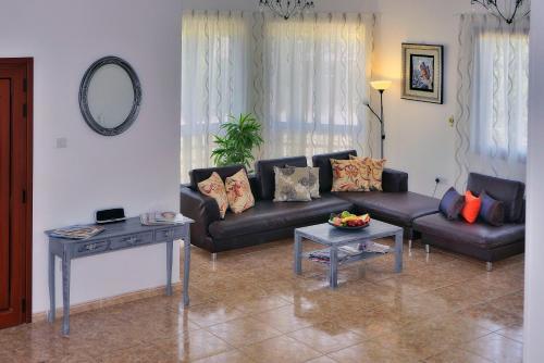 Villa Nichola