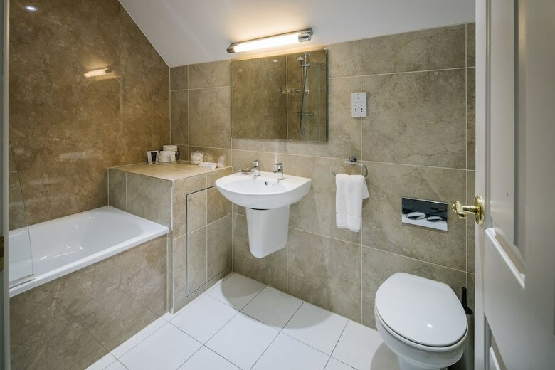 Lindeth Howe Hotel