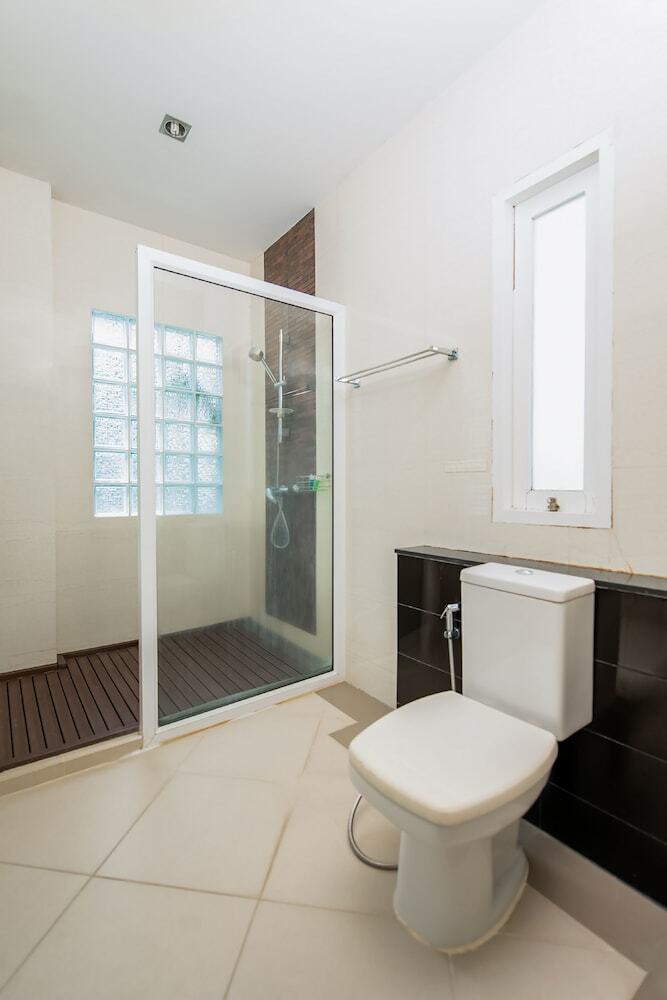 Hotel Oyo 301 Sivana Place