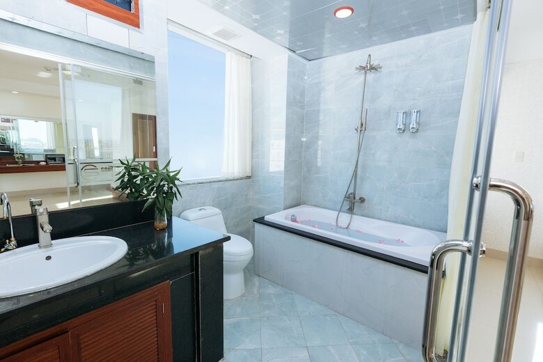 Soco Hotel