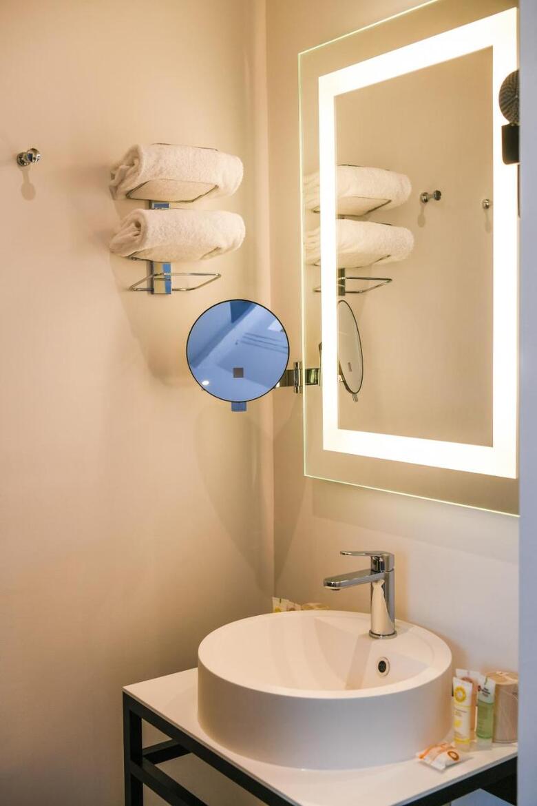 Hotel The Originals Boutique, H�tel Oc�ane, Le Havre (qualys-hotel)