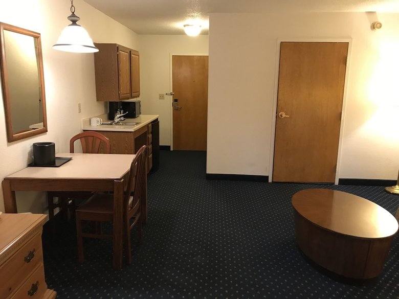 Hotel Rosemont Suites