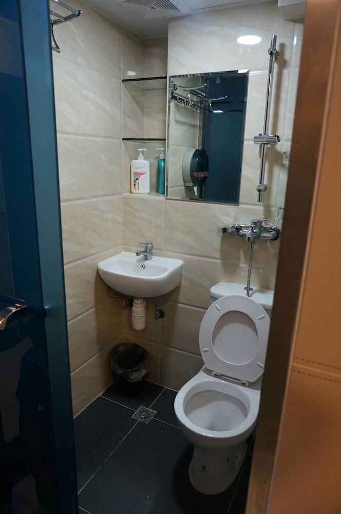 Hostal Prince Hotel