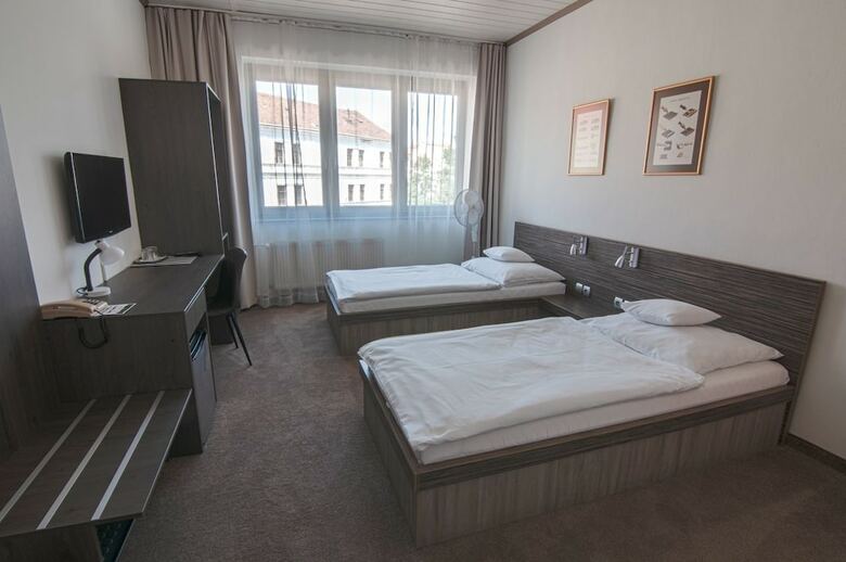 Hotel Horse Inn Pension