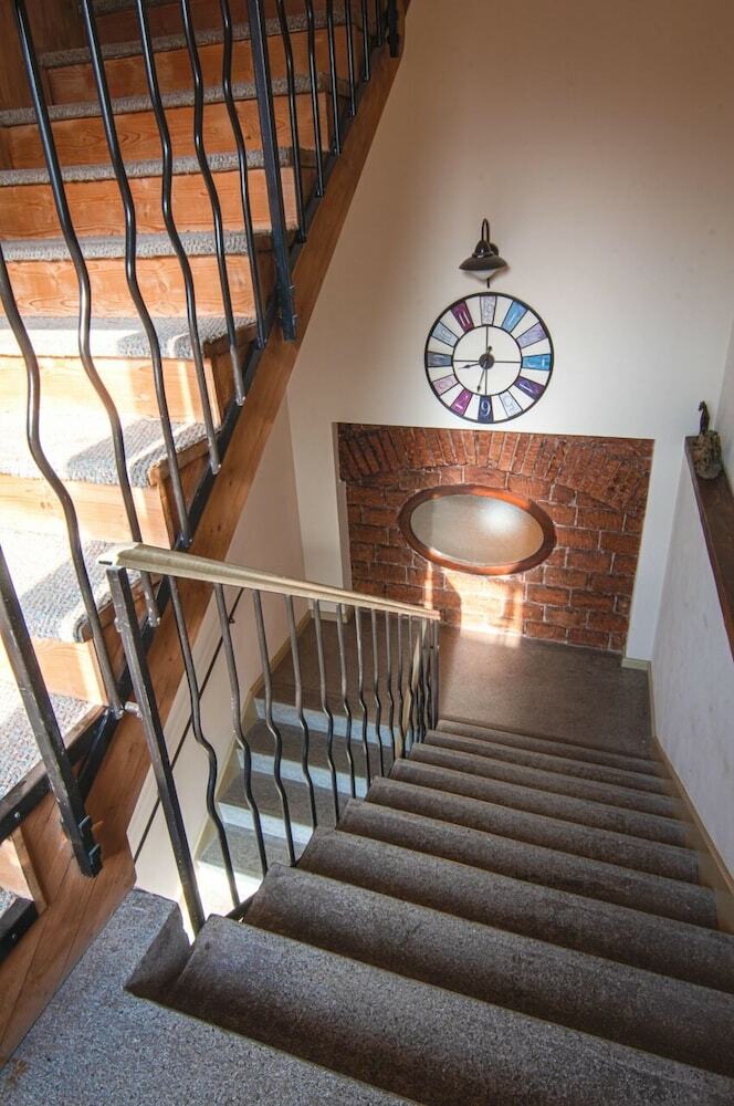 Hotel Horse Inn Pension