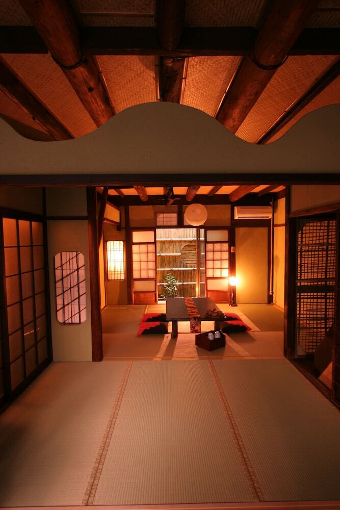 Naokonoza Omiya Gojo