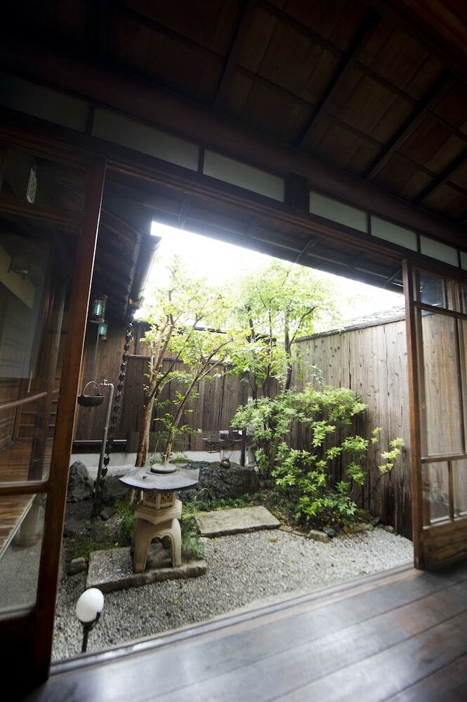 Naokonoza Bettei Umekoji