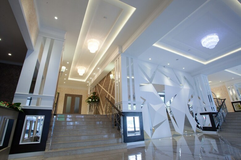 The Avrora Hotel Complex