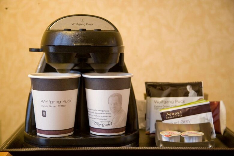Hotel Doubletree By Hilton Santa Ana - Orange County Airport