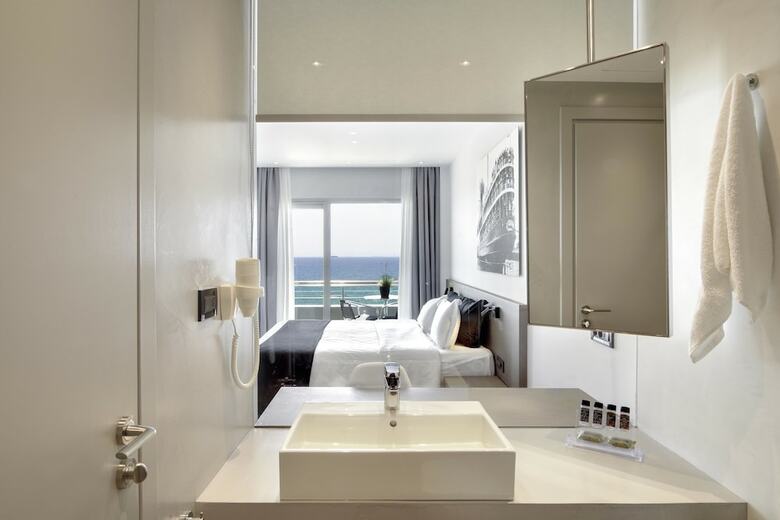 Hotel Poseidon Athens