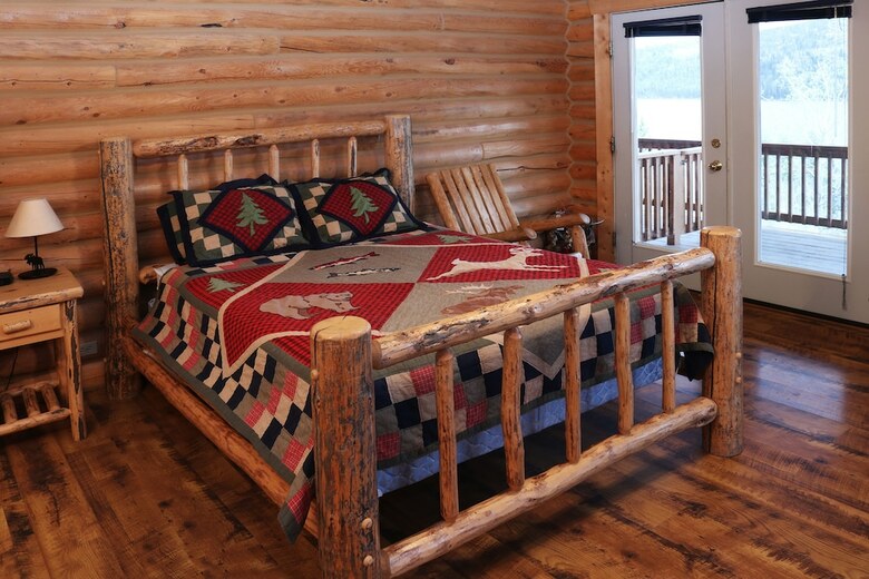 Hotel Half Moon Lake Lodge