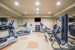 Clarion Hotel & Suites