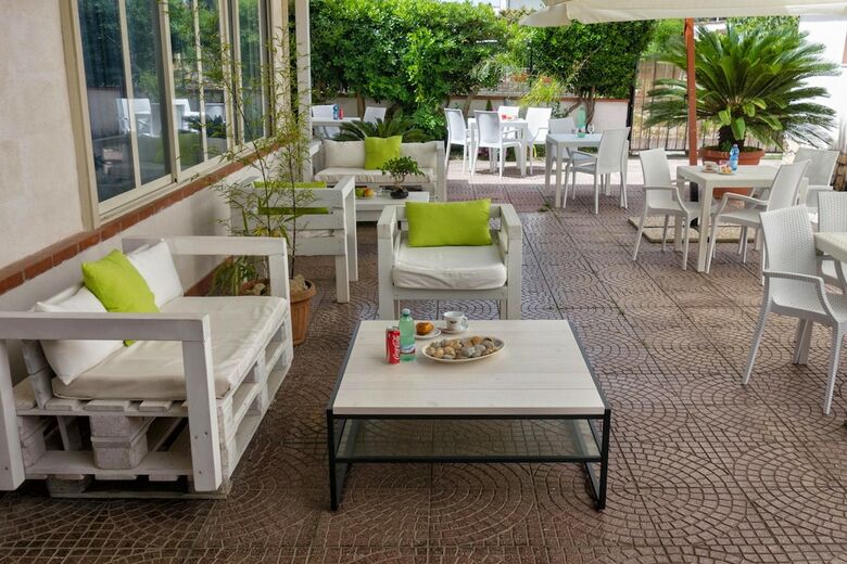Minturnae Hotel