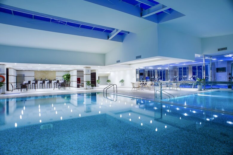Royal Halong Hotel