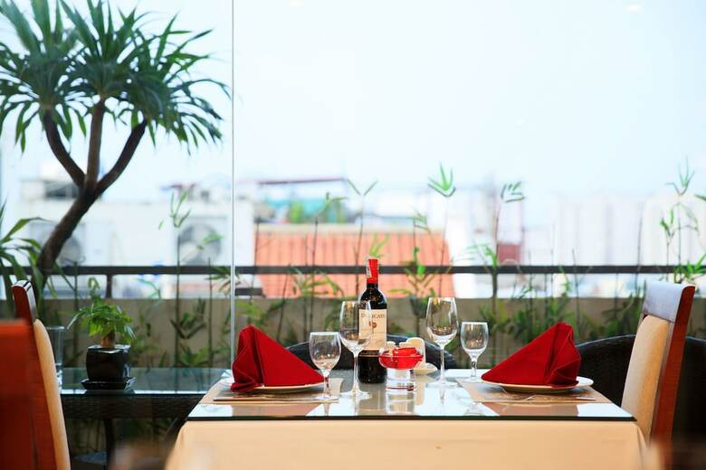 Luxeden Hotel