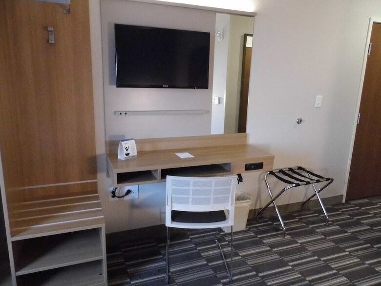 Hotel Microtel By Wyndham Vernal / Naples