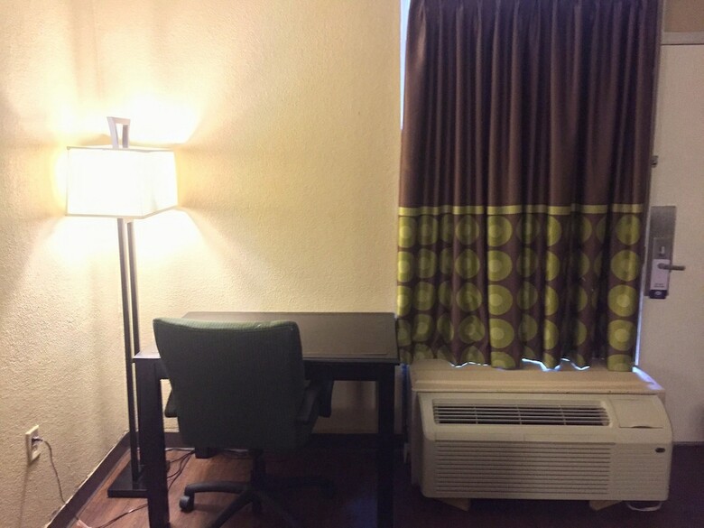 Suburban Extended Stay Hotel North Charleston I-526