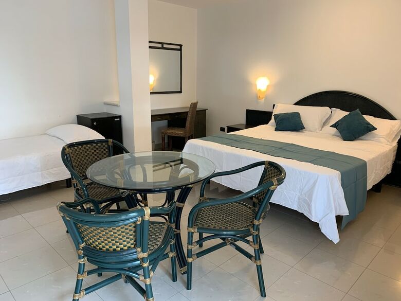 Hotel Terrasini Cdshotels