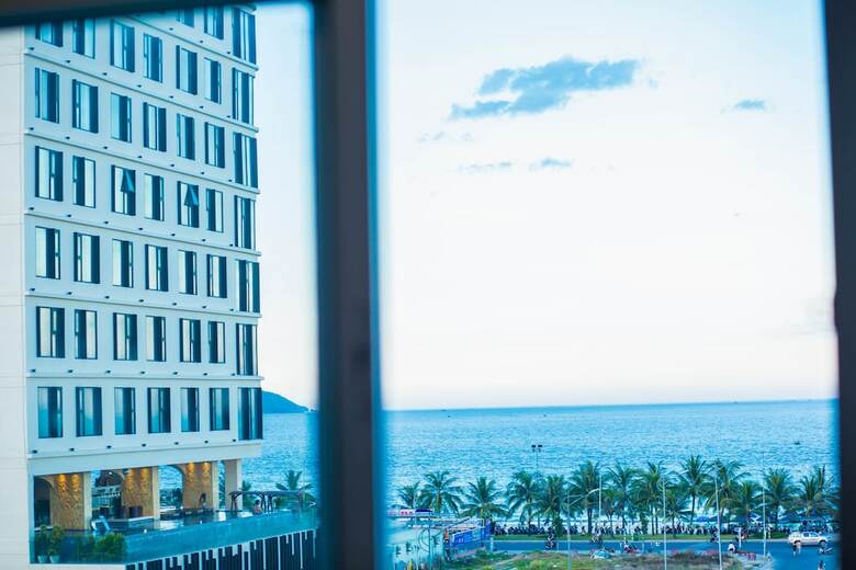 Hotel Suite de Ville Da Nang Beach