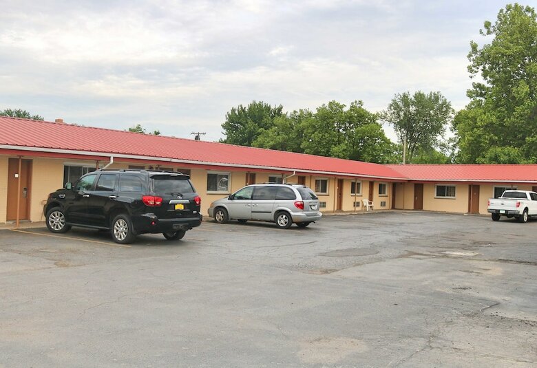 Motel Budget Host Inn Niagara Falls