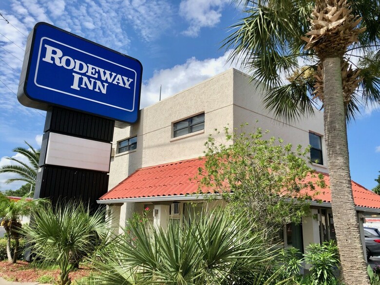 Motel Rodeway Inn