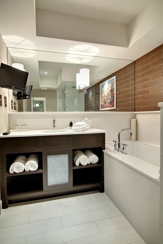 City Loft Hotel