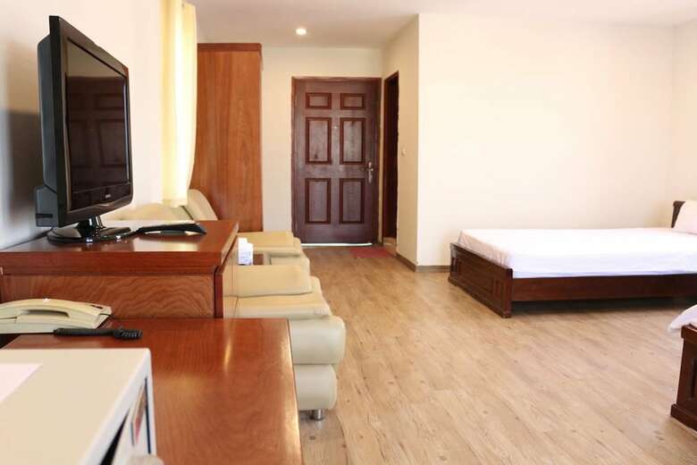 Apec Hotel