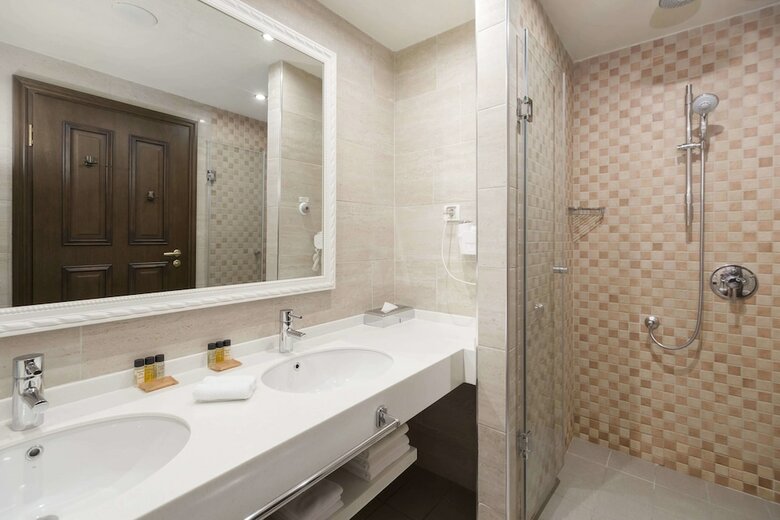 Sochi Park� Bogatyr Hotel