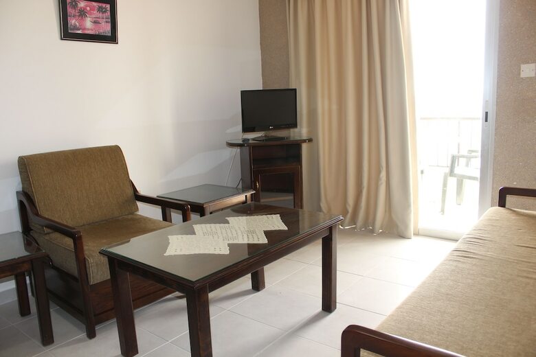 Aparthotel Petsas Apartments & Tavern