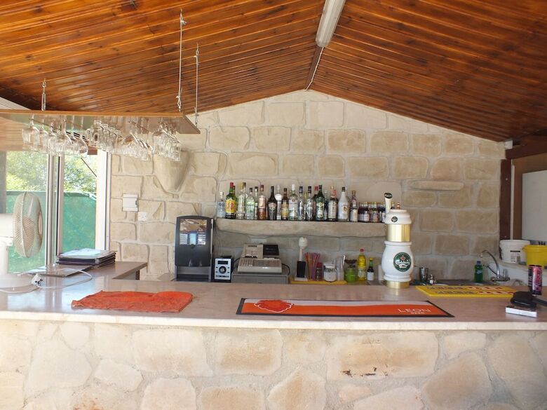 Aparthotel Petsas Apartments & Tavern
