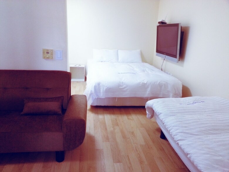Hotel Iu Guesthouse