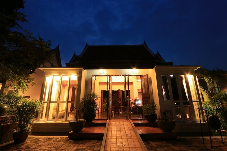 Hotel Tharaburi Resort Sukhothai