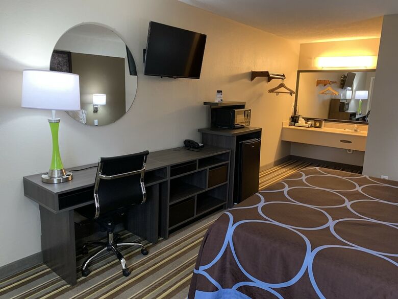 Motel Super 8 By Wyndham Brownsburg