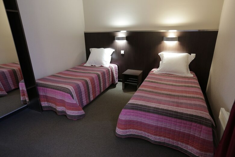 Hotel H�tel Au Petit Caporal