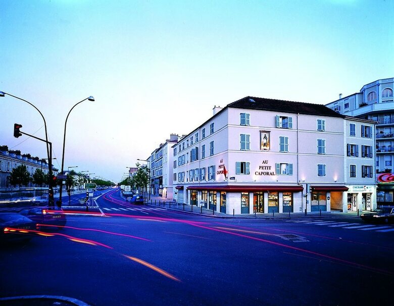 Hotel H�tel Au Petit Caporal