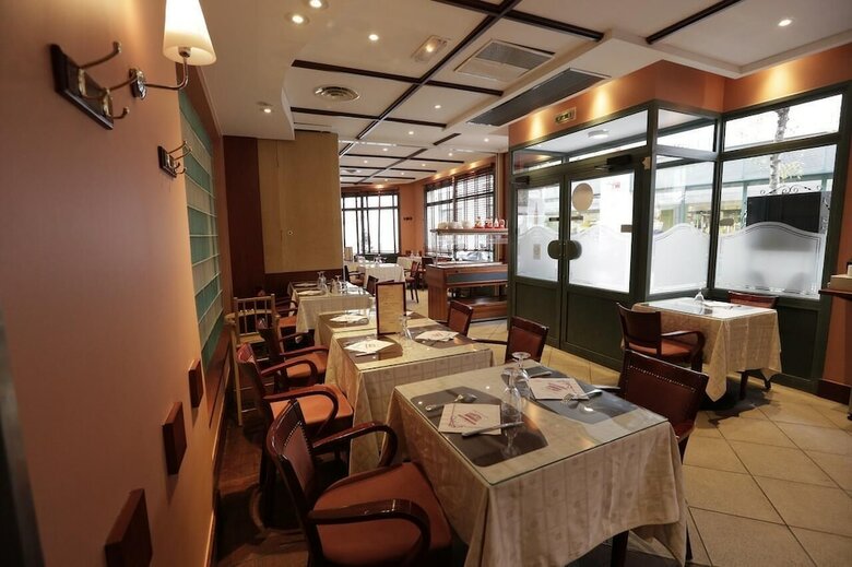 Hotel H�tel Au Petit Caporal